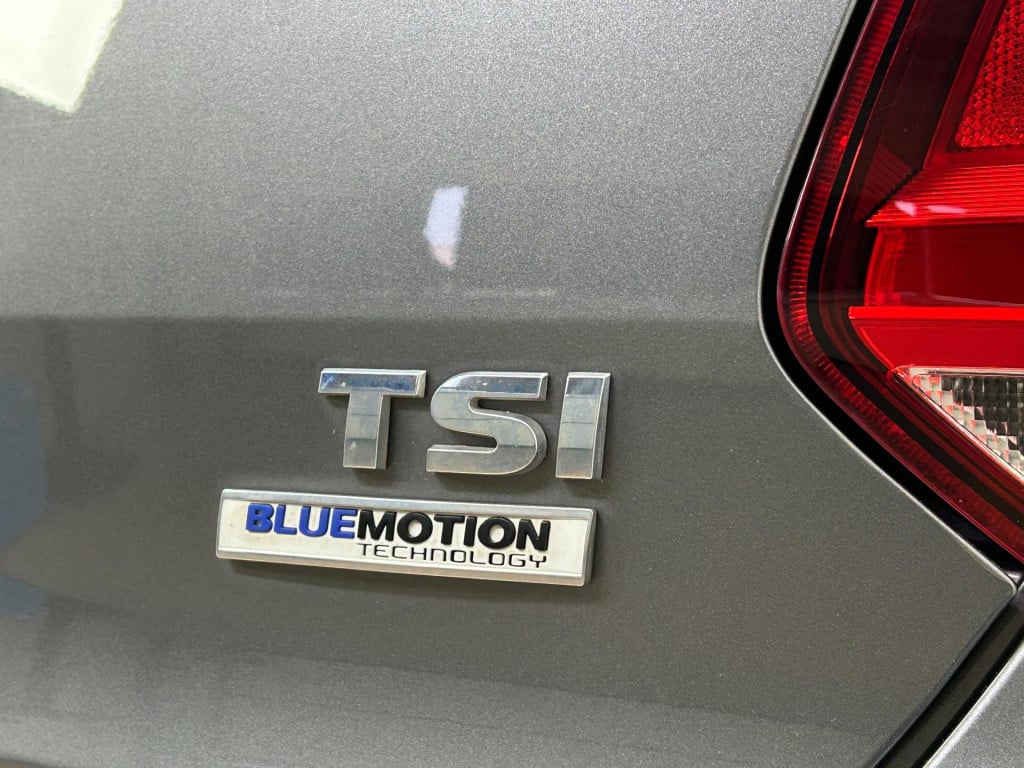 Volkswagen Polo occasion 1.2 tsi highline met airco en leuke velgen | tweed