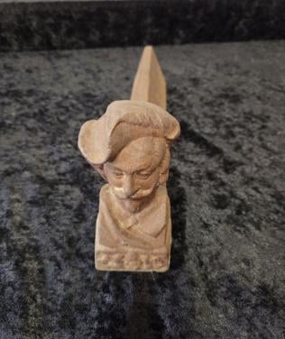 Stoere ijzeren deurstopper