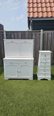 Commode met kast en bijpassende ladekast