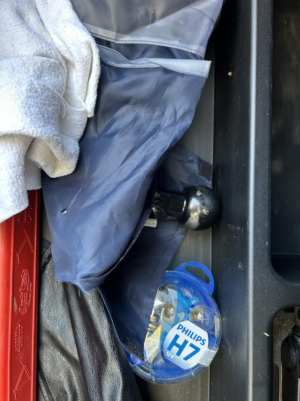 Toyota rav4 2.0i Automaat leder verw zitting apk bull bar trekhaak 93