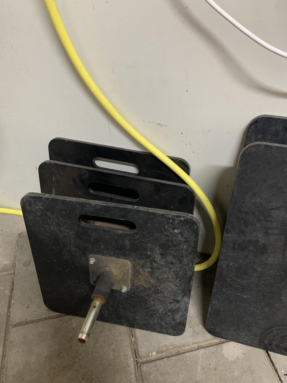 HOUDER voor Beachvlag - GRONDPLAAT (4 kg)