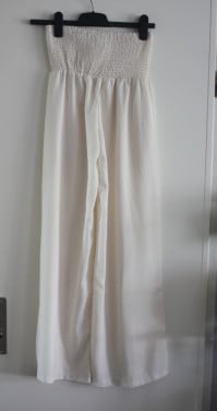 Creme kleurige broek maat m
