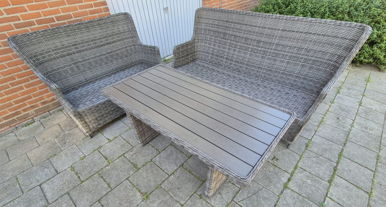 Dinner/Loungeset (Bezorging mogelijk)