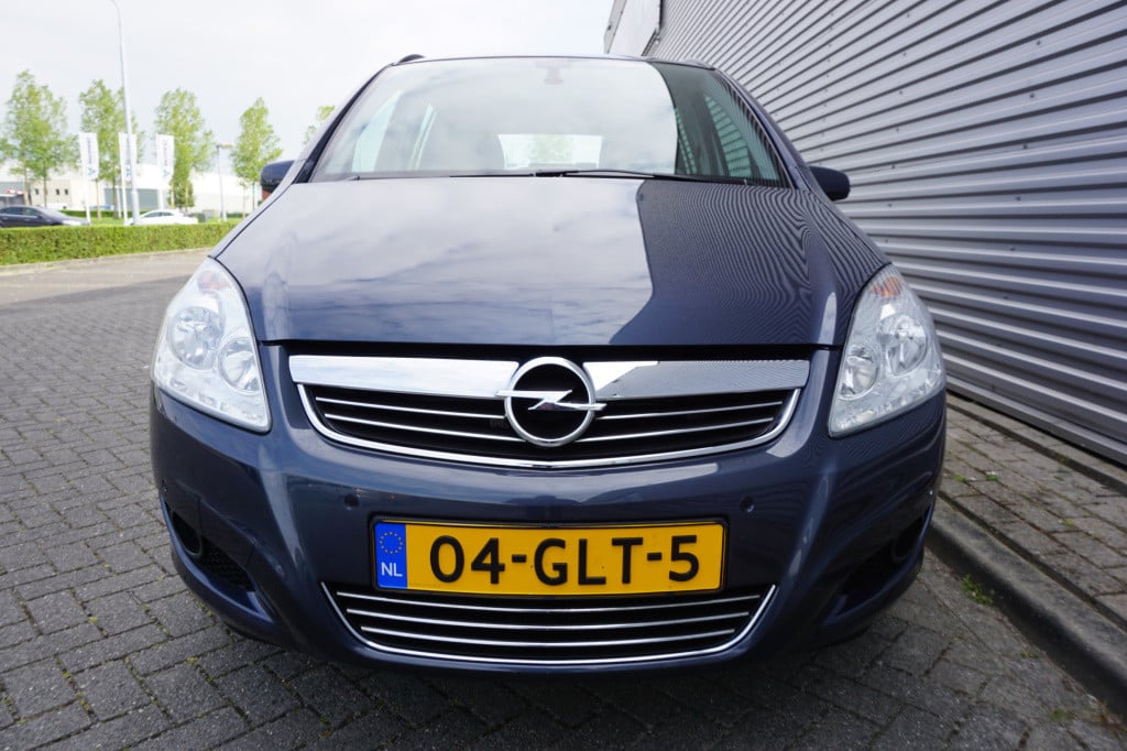 Opel Zafira 2.2 temptation - 7p. - automaat- climate / navi / cruise / park