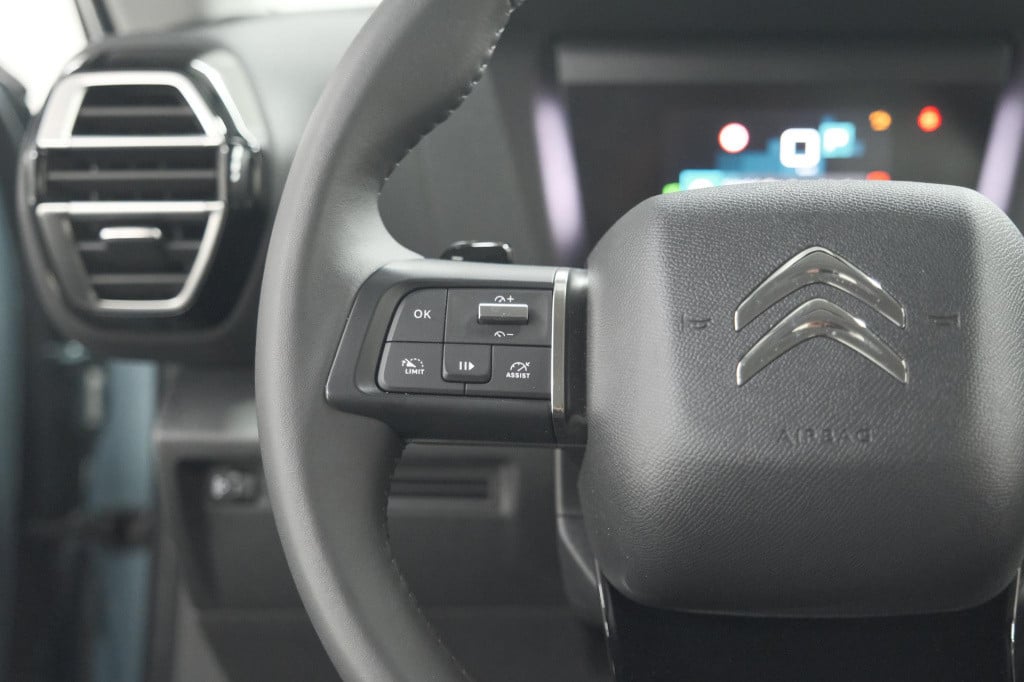 Citroen C4 puretech 130 eat8 shine | camera | apple carplay | parkeersensor