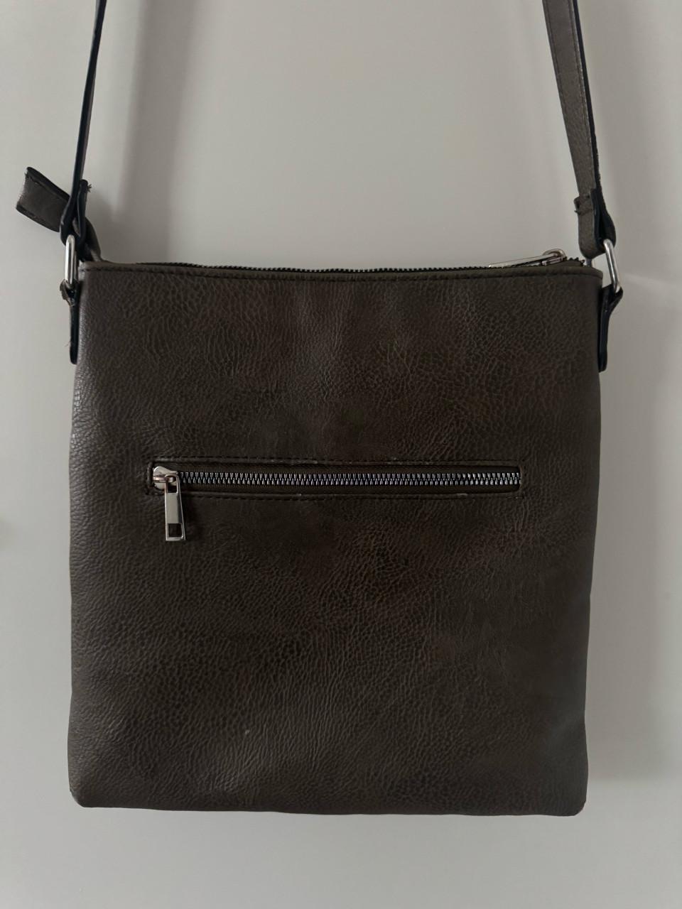 Mooie bruine damestas