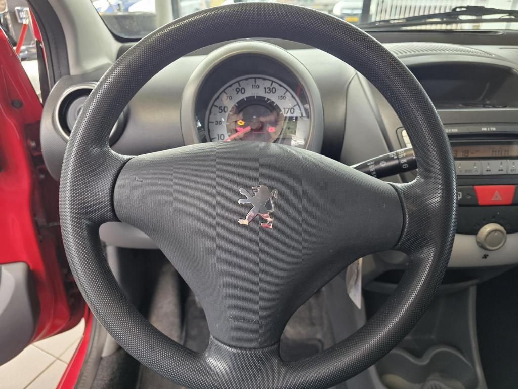 Peugeot 107 1.0-12v xr