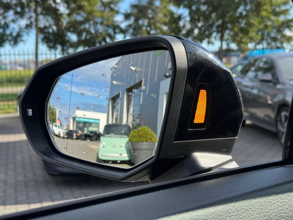 Audi Q3 35 tfsi * camera * matrix led * leer * keyless * trekhaak