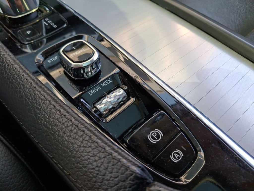 Volvo XC90 2.0 t8 twin engine awd inscription