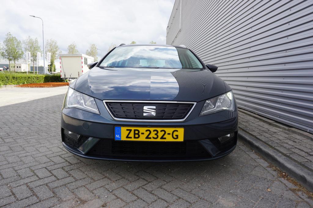 Seat Leon st 1.0 ecotsi style business intense automaat - climate / navi / 