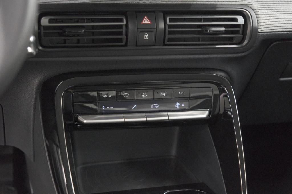 Citroen ë-c3 max 113pk 44 kwh | 11 kw lader | 96% soh | camera | navigatie 