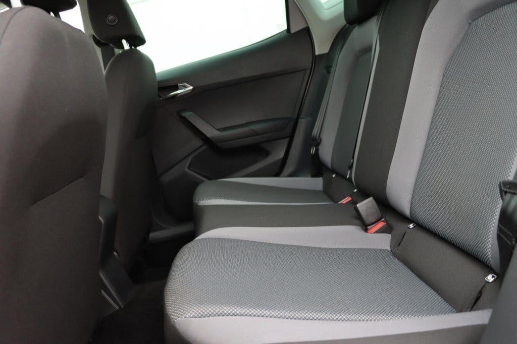 Seat Arona 1.0 tsi 95pk style business intense beats