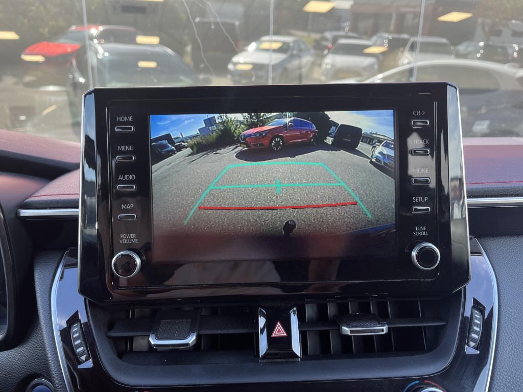 Toyota Corolla Touring Sports 2.0 hybrid executive | trekhaak | pano | nav!