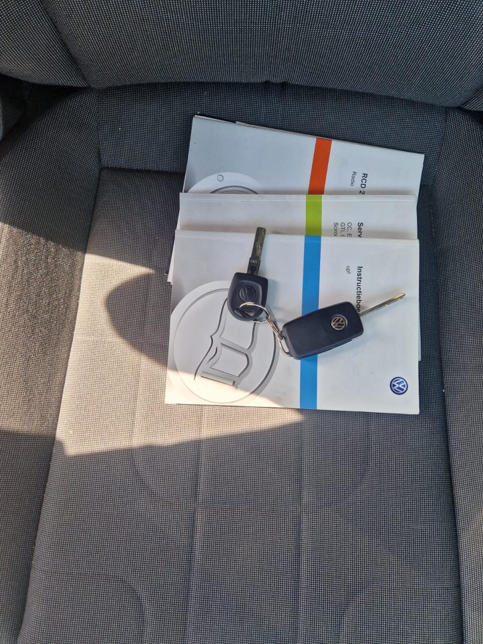 TE KOOP VOLKSWAGEN UP! MOVE UP! 1.0 SLECHTS 106.294 KM