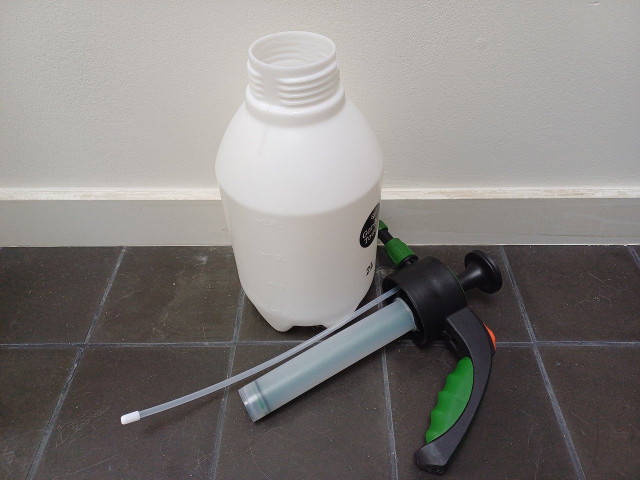 NIEUW: PLANTENSPROEIER/hogedruk SPUIT + 2 x geleidingsstok