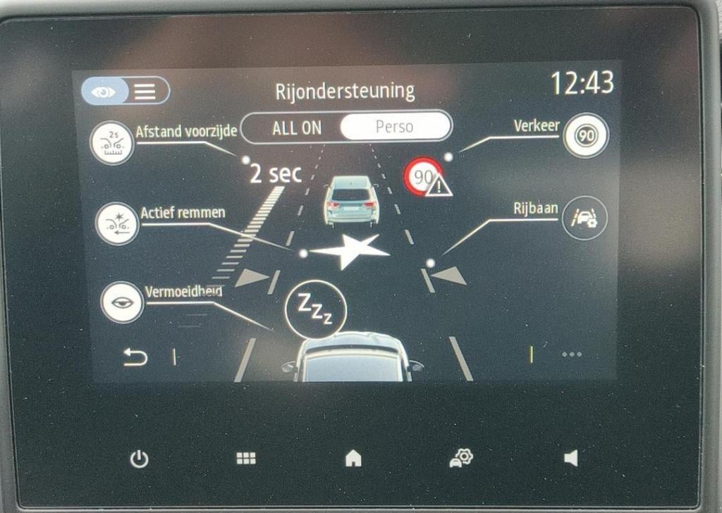 Renault Clio 1.6 e-tech full hybrid 145 techno