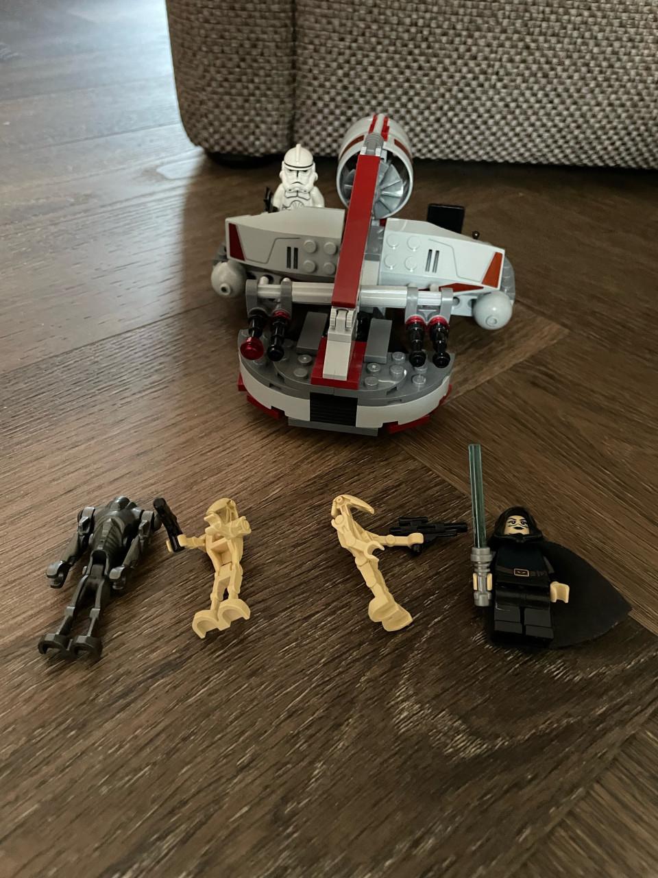 Star Wars lego: Republic swamp speeder 8091