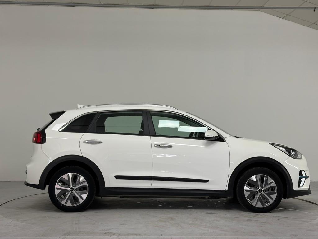 Kia E-niro dynamicline 64 kwh | soh 96% |