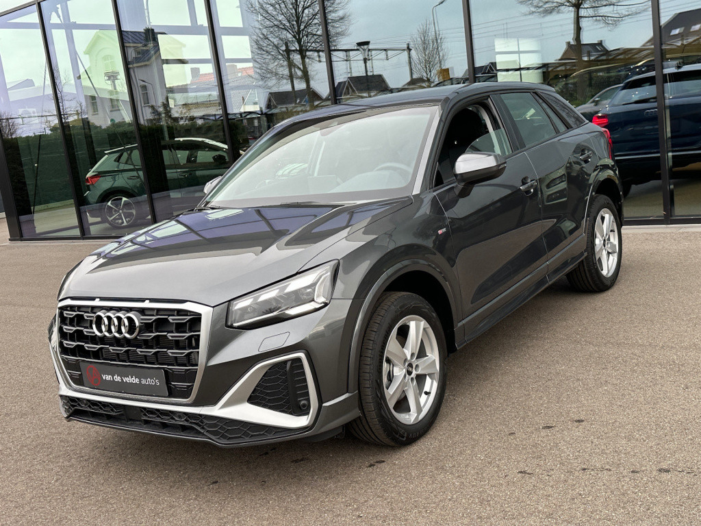 Audi Q2 35 tfsi 150pk s-tronic s-line | led | camera | carplay | elek. acht