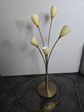 Goudkleurige tafellamp met 5 kelkjes, dimbaar