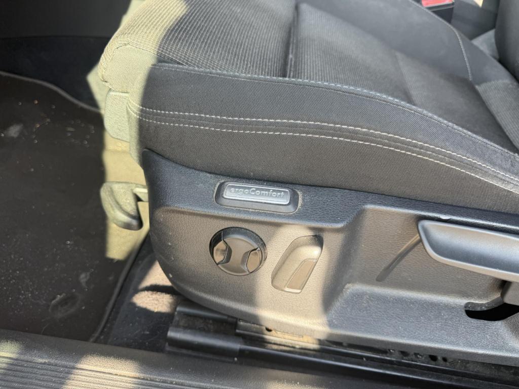 Volkswagen Passat variant 1.6 tdi comfortline automaat clima camera acc