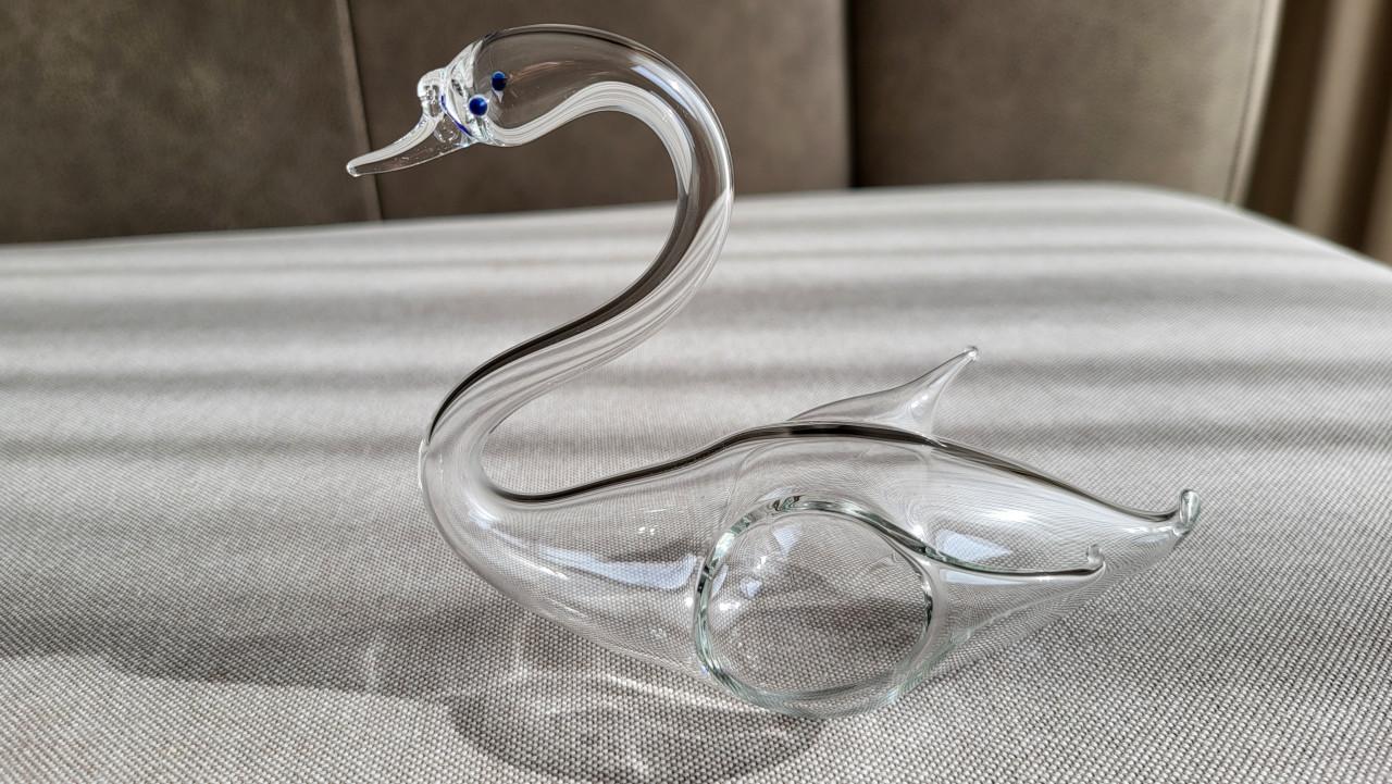 Beeldje zwaan mondgeblazen glas 12 x 8 x 11 cm
