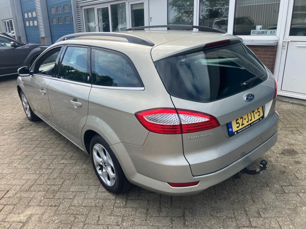 Ford Mondeo wagon 2.3-16v ghia