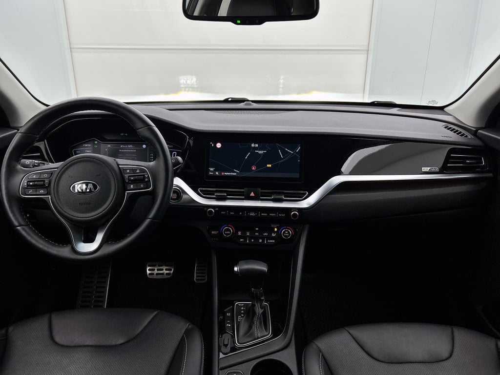 Kia Niro 1.6 gdi hybrid executiveline limited | leder | elektrische stoelen