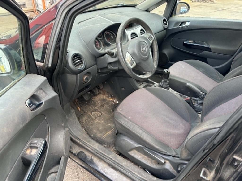 Opel Corsa 1.4-16v bns sport