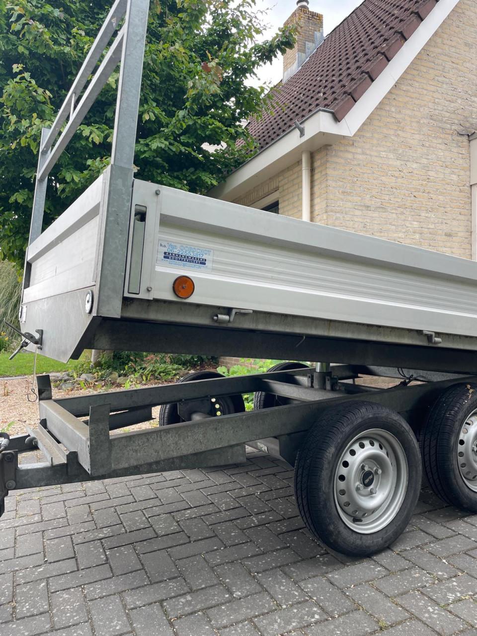 Tandemas kip aanhangwagen