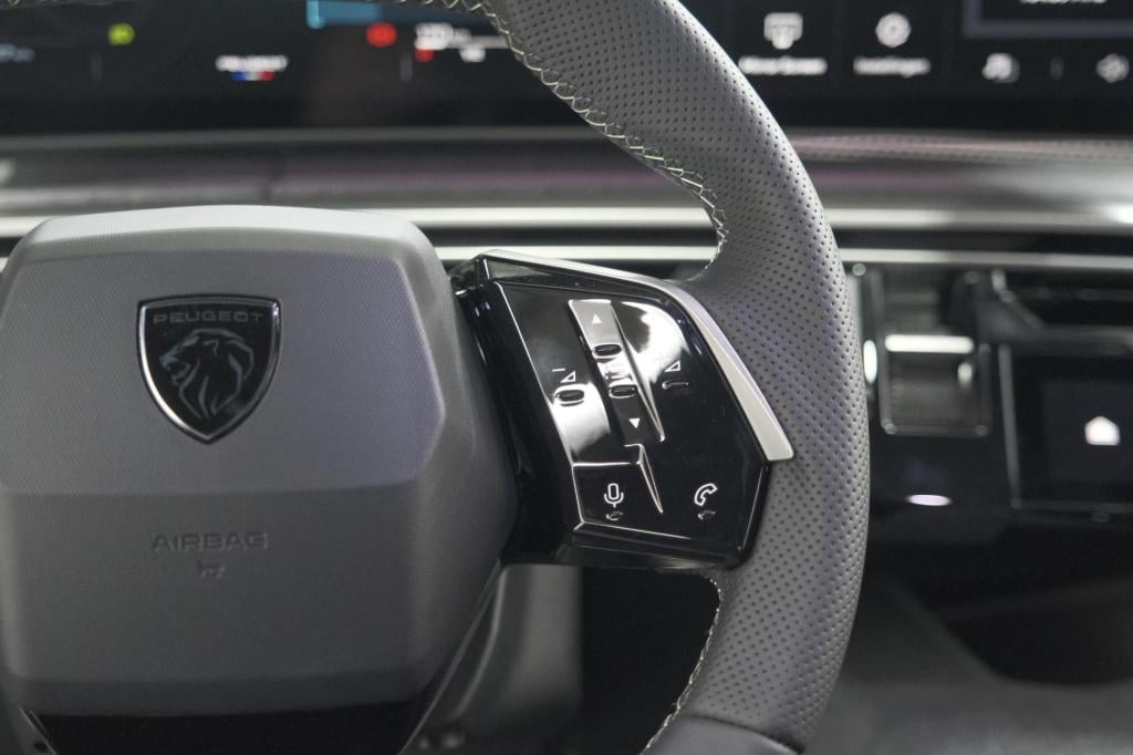 Peugeot 5008 hybrid 145 e-dcs6 gt | panoramadak | camera | elektrische acht