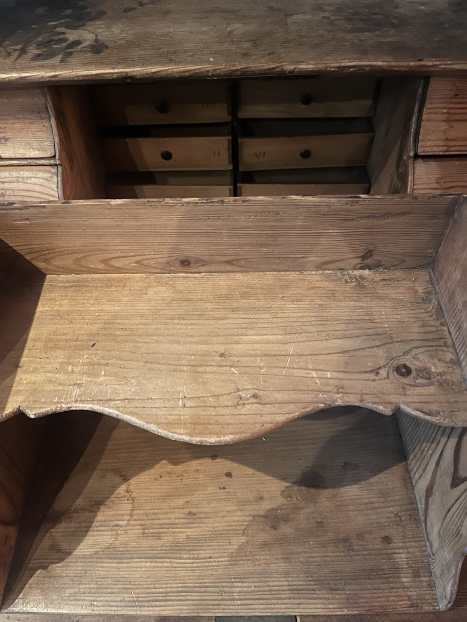Leuk antiek bureau