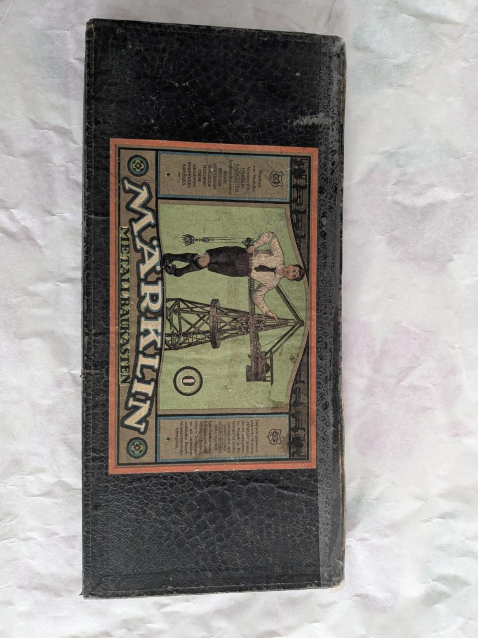 Metalen constructie dozen