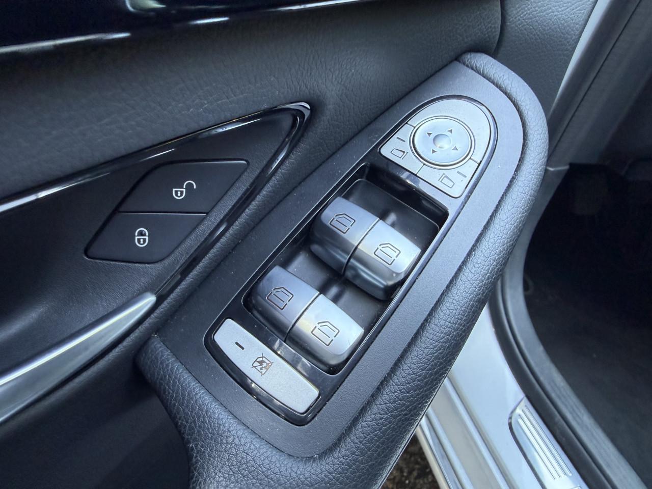 Mercedes-Benz C180 |NL AUTO|NAP|2015