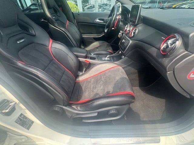 Mercedes-Benz Cla amg 45 4matic l 361 pk l dealer onderhouden l panoramadak