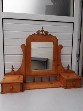 ANTIEKE SPIEGEL OPZET MET 2 LAADJES -  BREED 100 CM - HOOG 78 CM