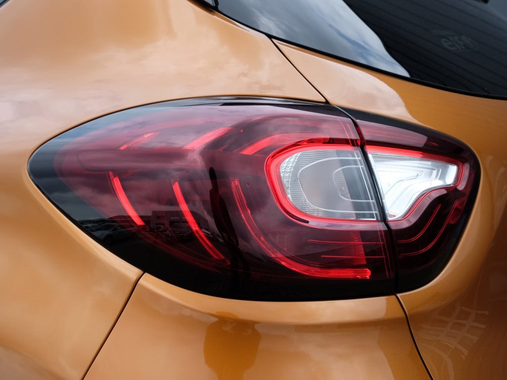 Renault Captur energy tce 90 limited navi full map |cruise control | blueto