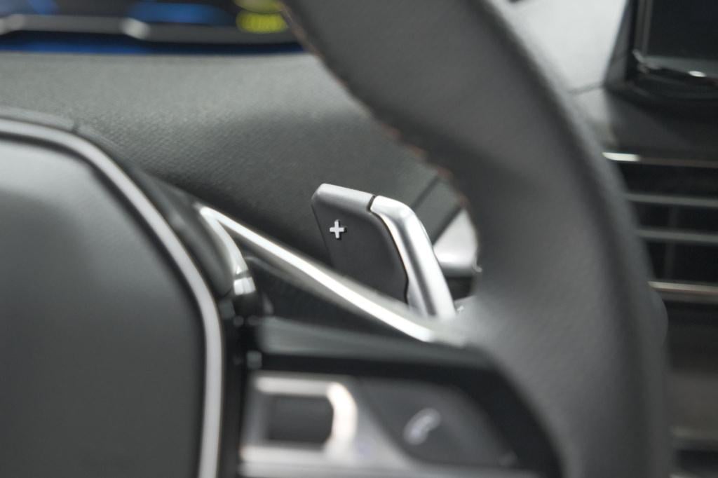 Peugeot 3008 1.2 hybrid 136 e-dcs6 gt | 360 camera | adaptieve cruise contr