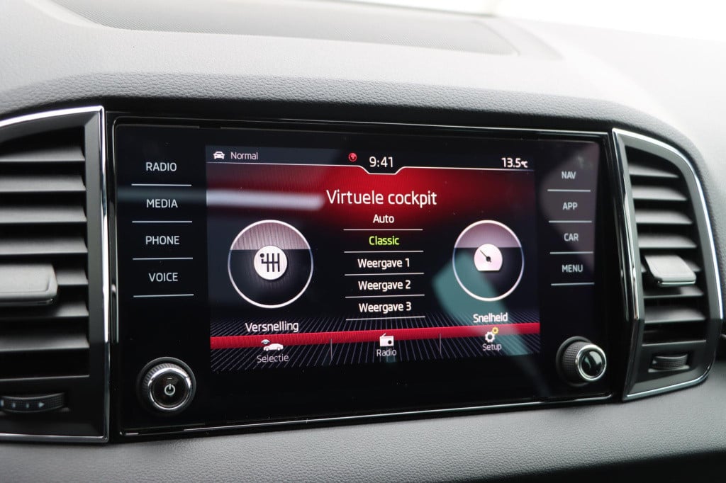 Skoda Karoq 1.5 tsi act sportline business dsg7 150pk