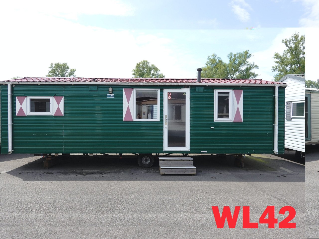 Diverse modellen stacaravans en chalets met middenkamer