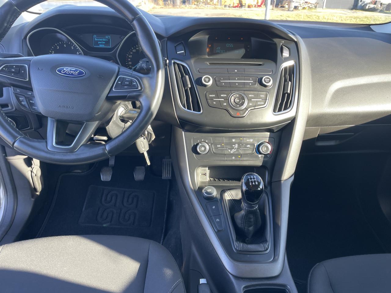 Ford focus 1.0 ecoboost station 2016