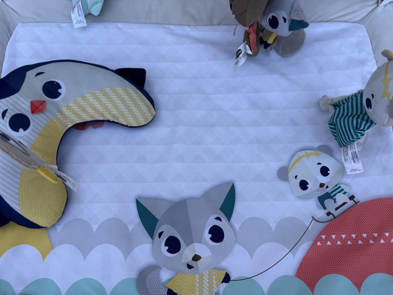 Tiny Love Baby gym. Perf st. Bij oma opa gebruikt. Met geluidje en muziek.