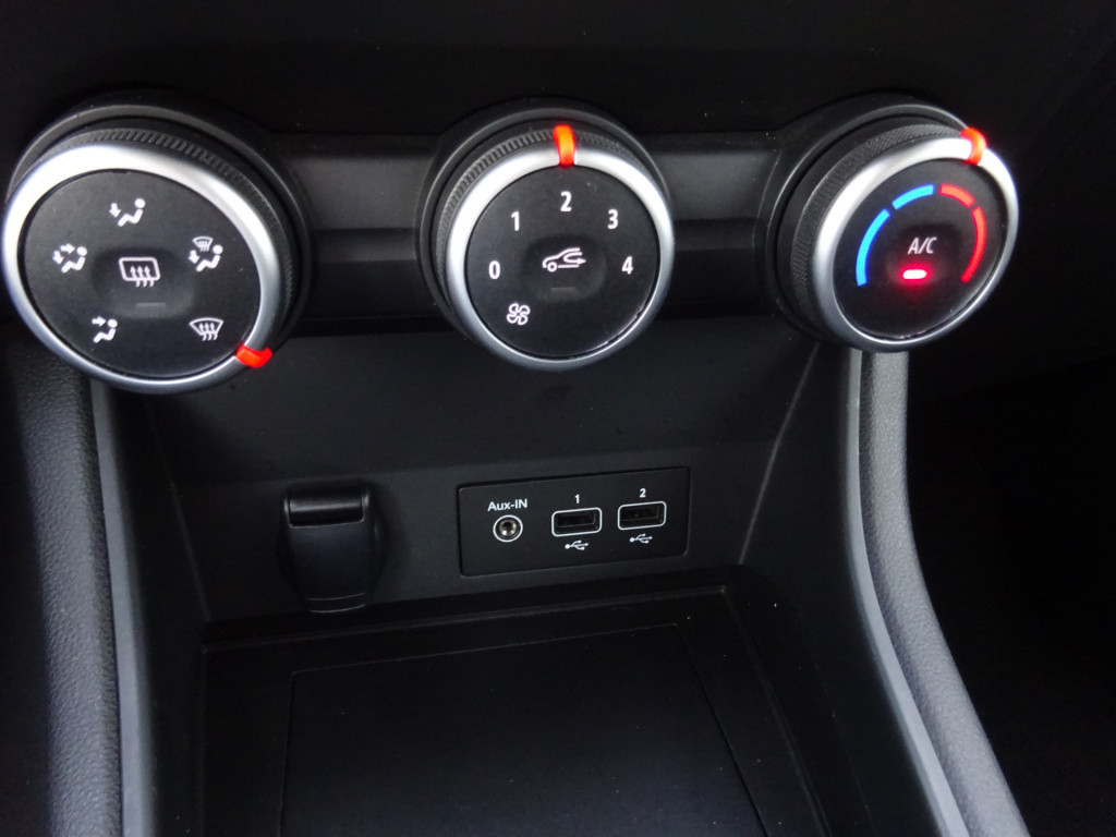 Renault Captur 1.0 tce 90 zen navi / cruise control / airco