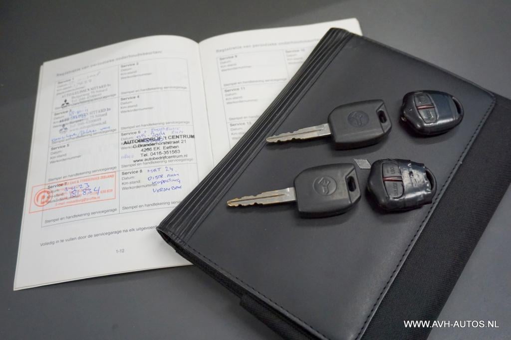 Mitsubishi Outlander 2.0 invite+