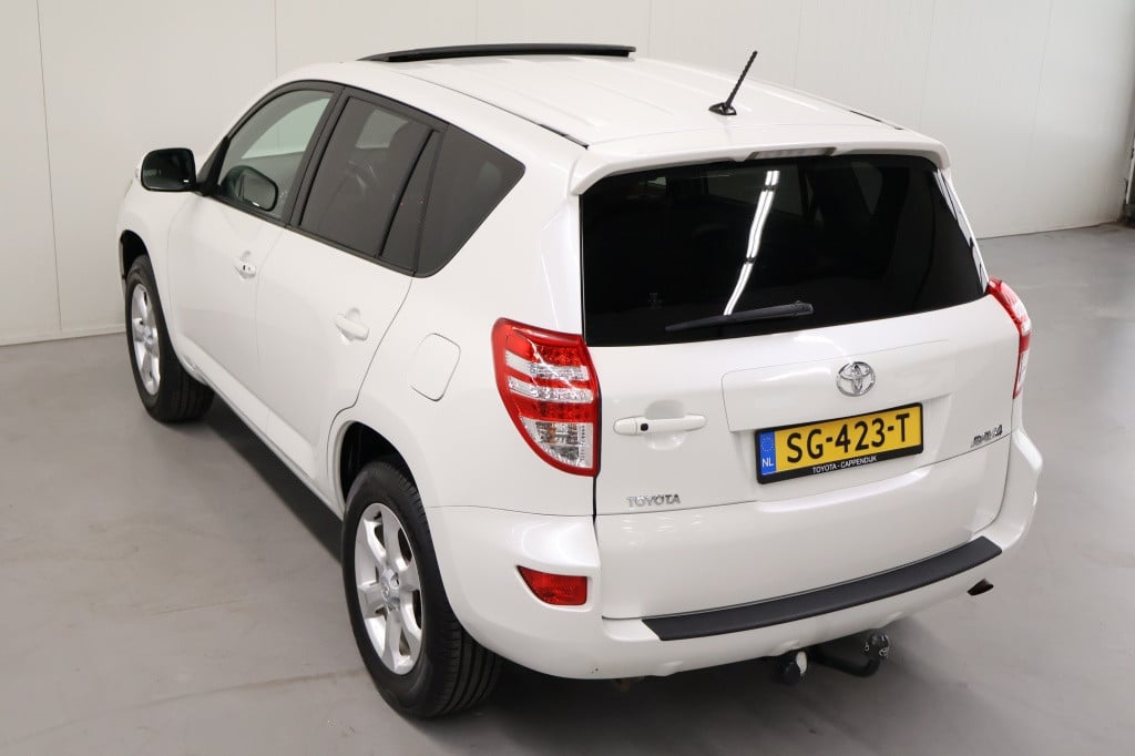 Toyota Rav4 2.0 vvti executive business