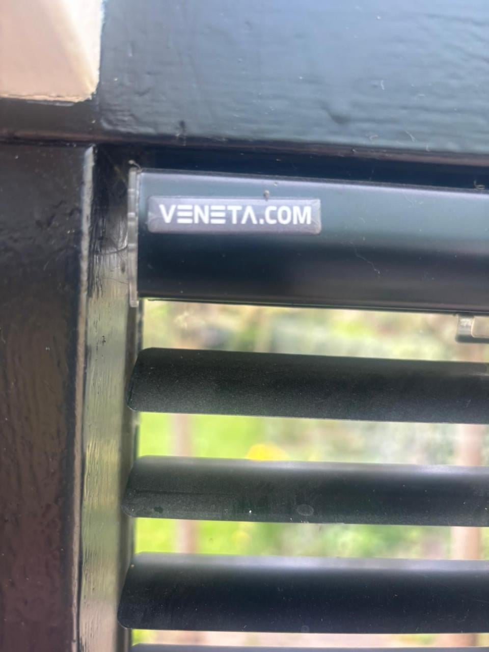 Dunne luxaflex van veneta , zo goed als nieuw