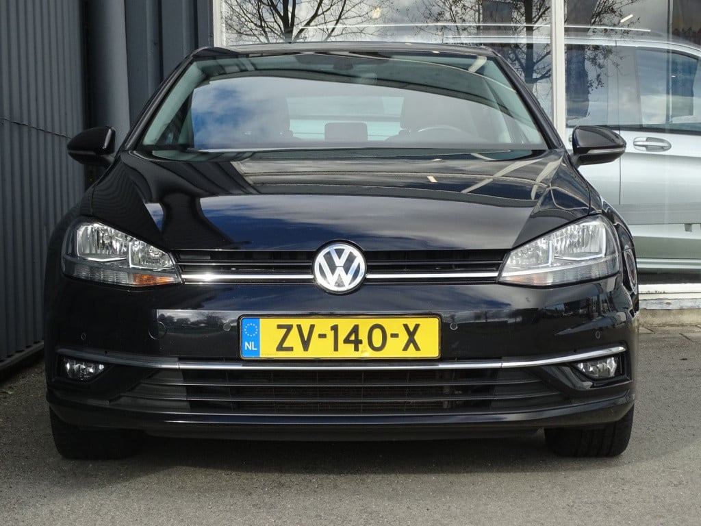 Volkswagen Golf 1.0 tsi comfortline business automaat | carplay | 18"