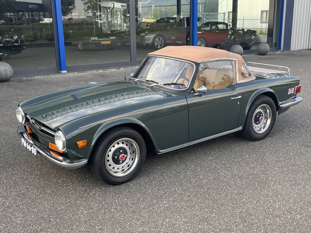 Triumph TR6 soft top