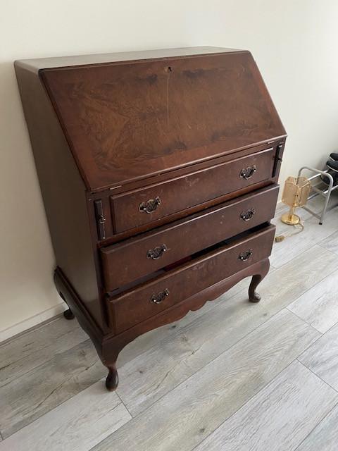 Secretaire/bureautje