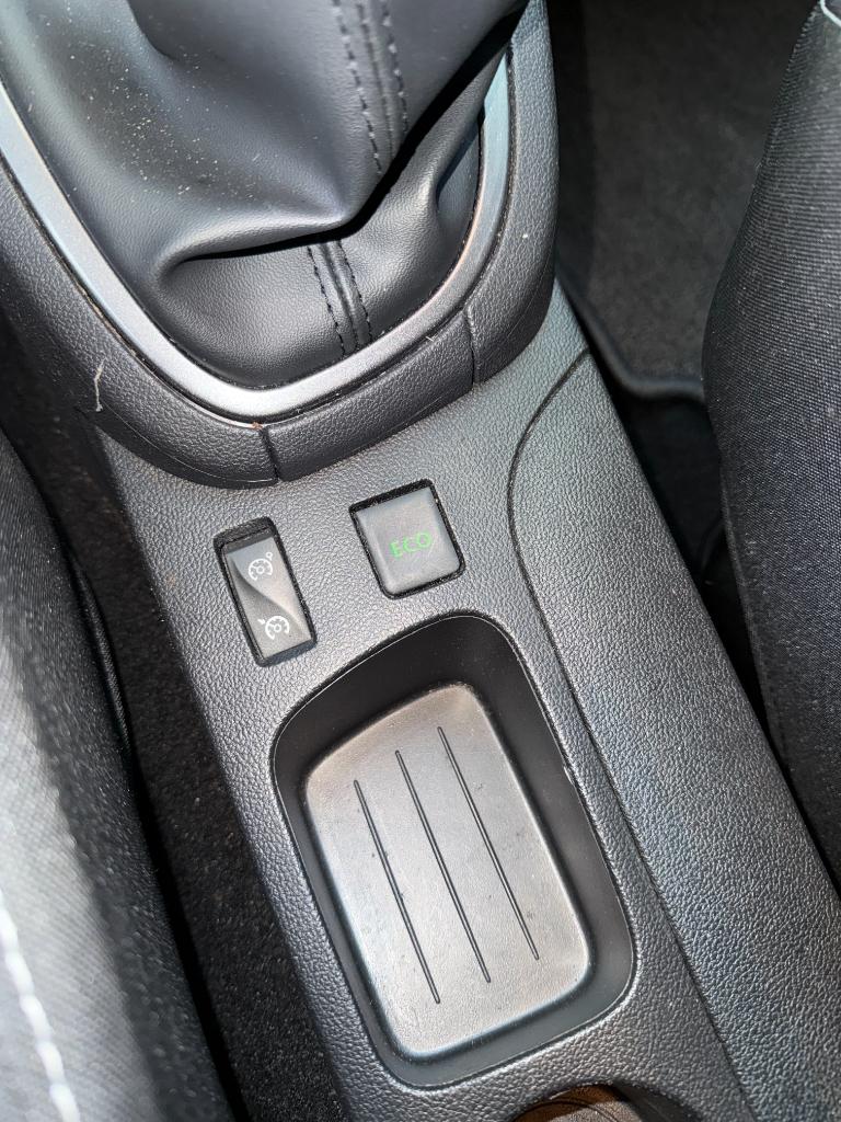 Renault Clio 0.9 - limited